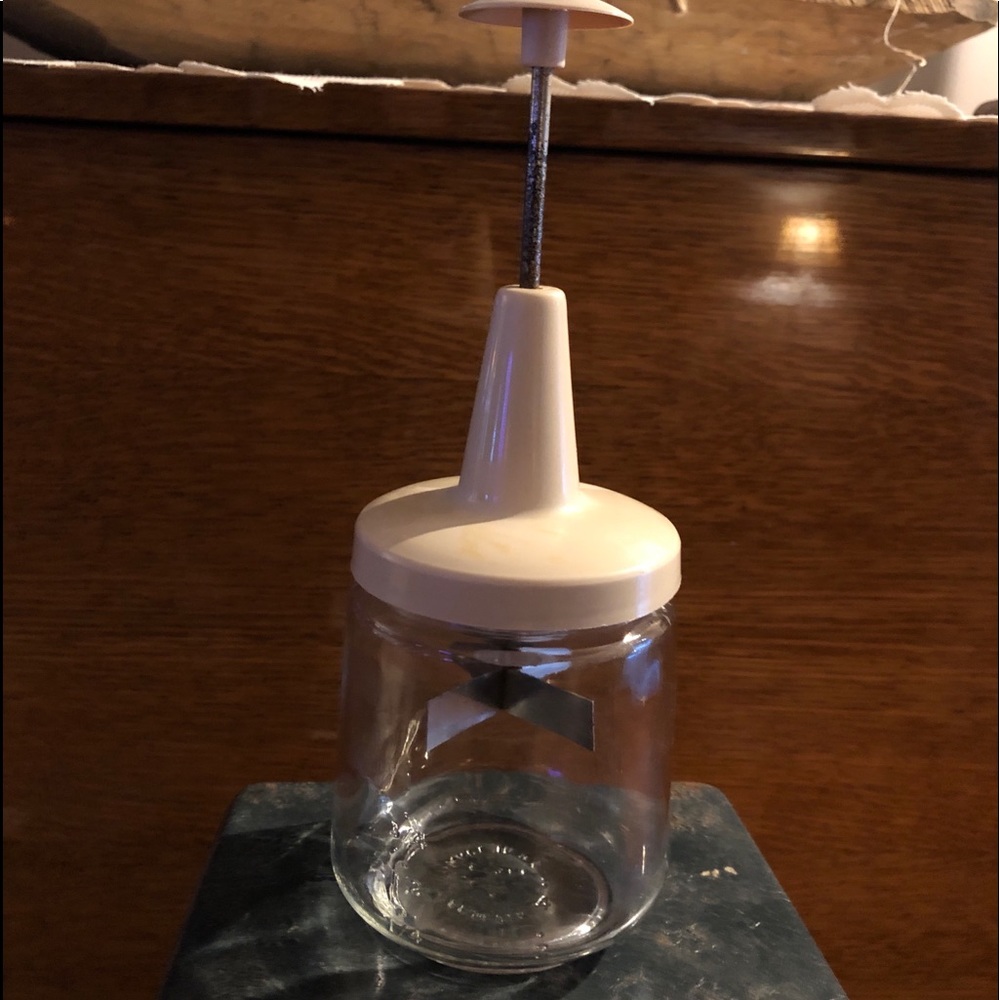 VINTAGE "ANDROCK" HAND MANUAL FOOD NUT CHOPPER "MADE IN USA" B4